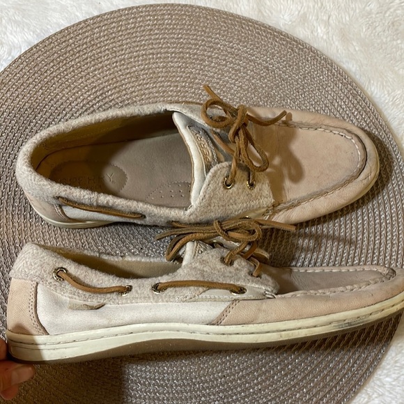 Sperry Shoes - Picture 1 of 9